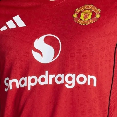 Camisa Manchester United I 25/26 - Torcedor Adidas Masculina - Vermelha com detalhes em preto