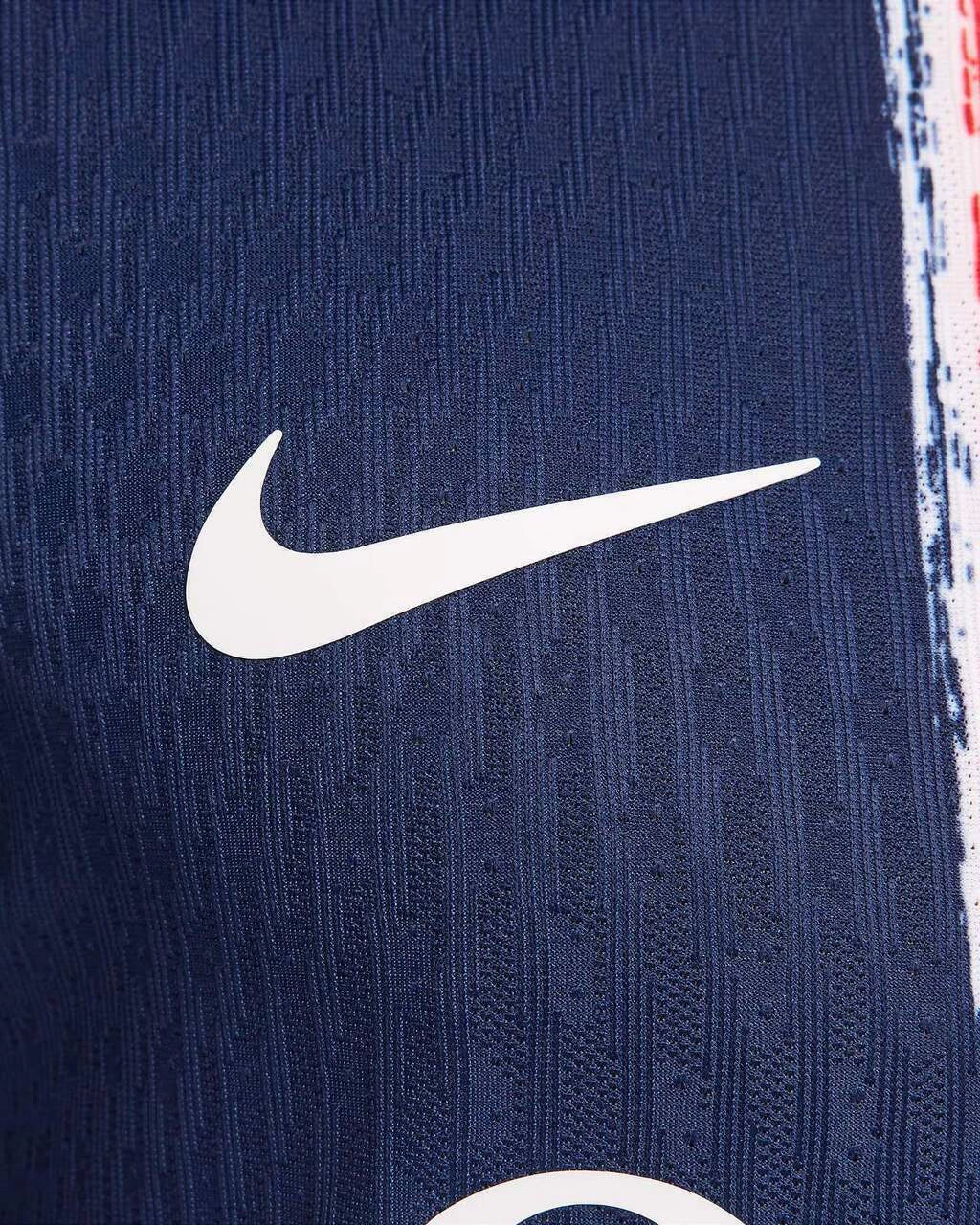 Camisa Paris Saint-Germain I 24/25 - Torcedor Nike Masculina - Azul com detalhes em vermelho