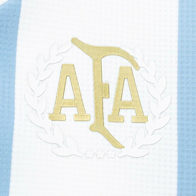 Camisa Seleção Argentina Edição Comemorativa 25/26 - Torcedor Adidas Feminina - Branca com listras em azul