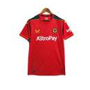 Camisa Wolverhampton II 23/24 - Torcedor Castore Masculina - Vermelha com detalhes em amarelo e branco