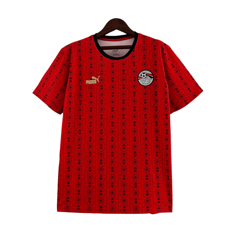 Camisa Seleção Egito I 23/24 - Torcedor Puma Masculina - Vermelha com detalhes em preto e branco