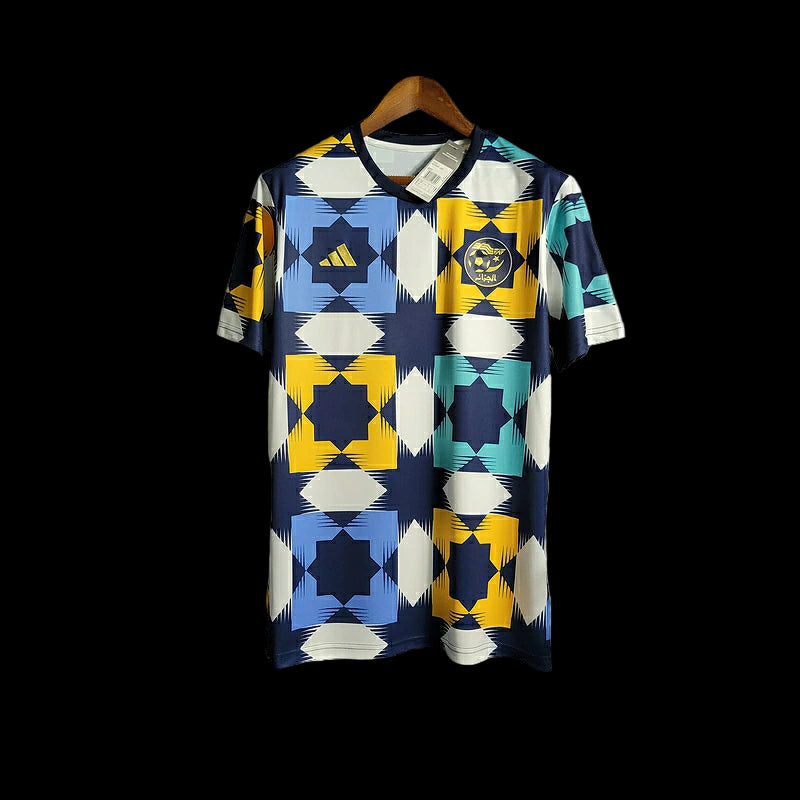 Camisa Seleção Argélia Treino 22/23 - Torcedor Adidas Masculina - Branca com detalhes em azul e amarelo