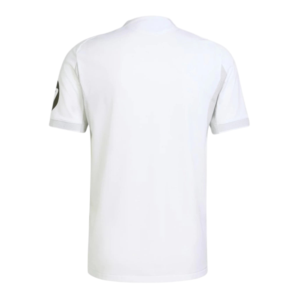 Camisa Real de Madrid I 25/26 - Torcedor Adidas Masculina - Branca com detalhes em cinza e amarelo