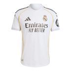 Camisa Real de Madrid I 25/26 - Torcedor Adidas Masculina - Branca com detalhes em cinza e amarelo