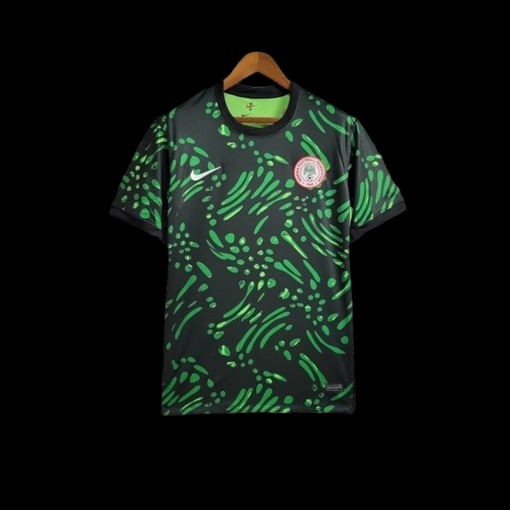 Camisa Nigéria II 24/25 - Torcedor Nike Masculina - Preta com detalhes em verde